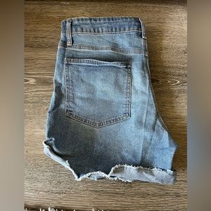 Women’s size 13/31, Indigo Rising jean shorts